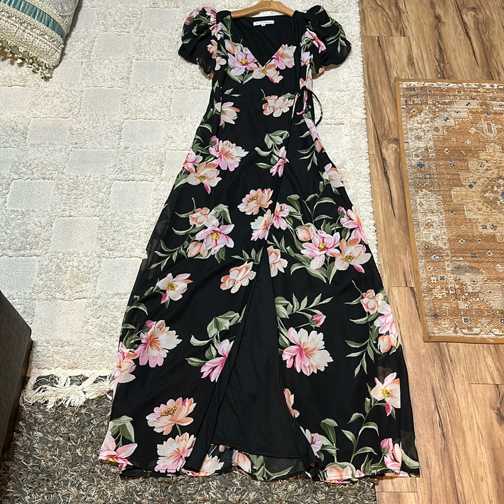 Glamazon womens dress!
